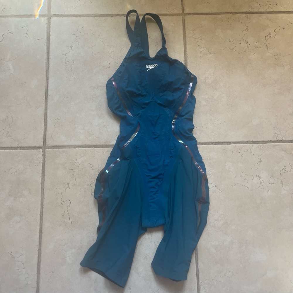 Blue Speedo Kneeskin